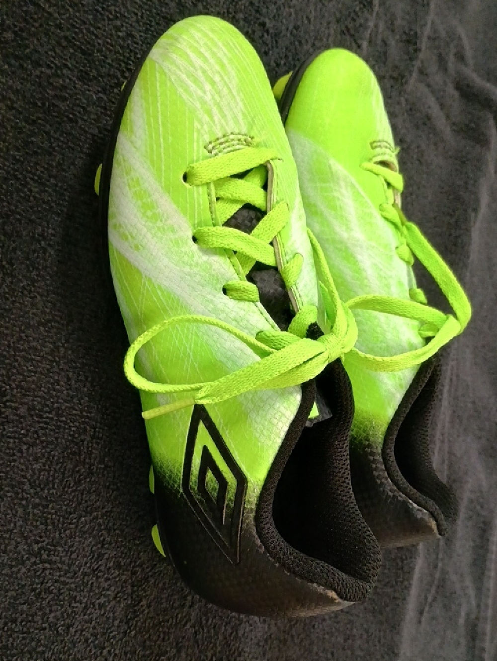 Umbro Neon Lime Green and Black Soccer Cleats